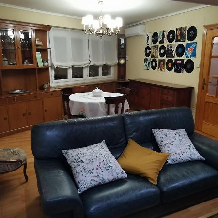Comoda Vivienda En ウエスカ エクステリア 写真