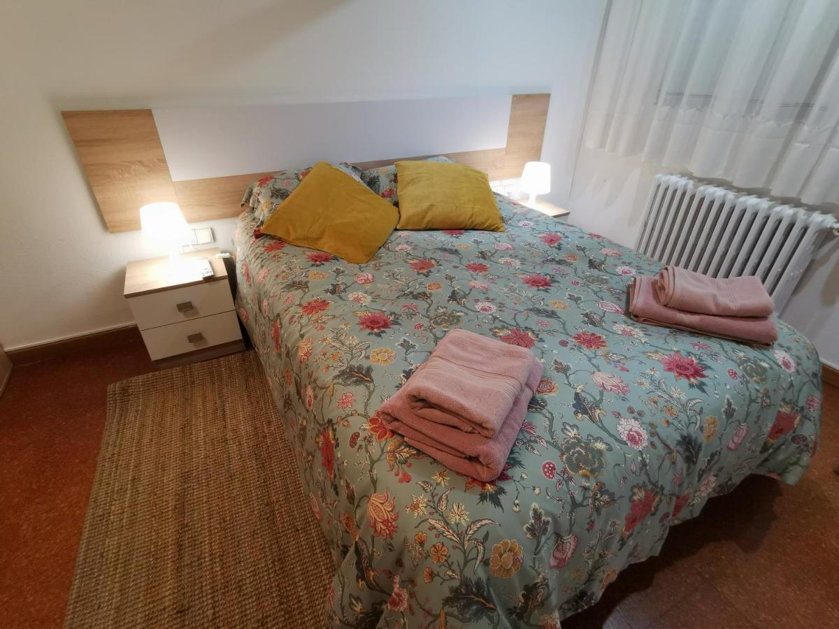 Comoda Vivienda En ウエスカ エクステリア 写真