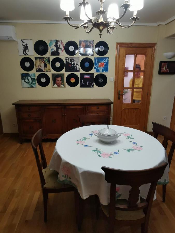 Comoda Vivienda En ウエスカ エクステリア 写真
